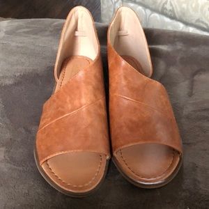 Women’s shoe